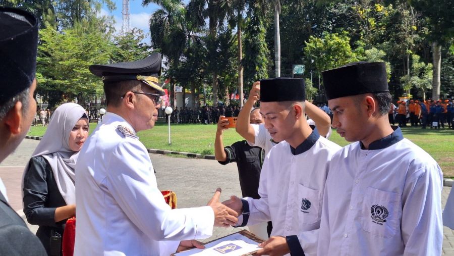 HUT RI ke-79: 285 Napi Lapas Selong Dapat Remisi Umum yang Diserahkan oleh Pj. Bupati Lotim