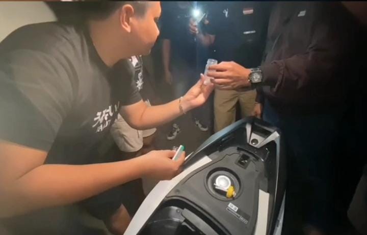 Pengungkapan Kasus Narkotika: Polresta Mataram Tangkap Pemuda dengan Dua Poket Sabu