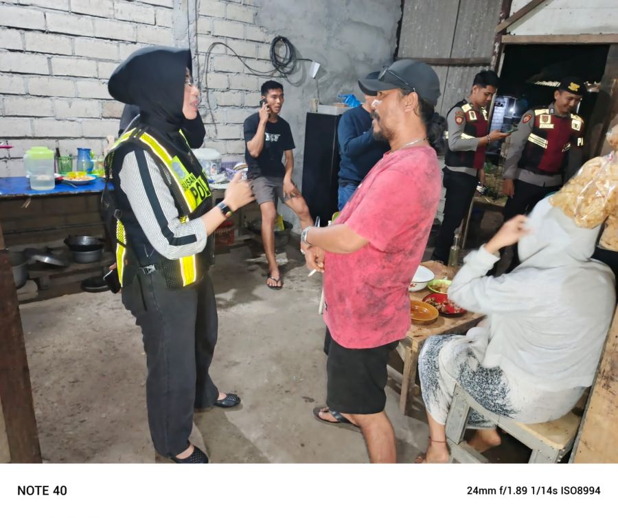 Polsek Praya Amankan Puluhan Botol Miras: Ciptakan Suasana Damai Jelang Pilkada Serentak 2024