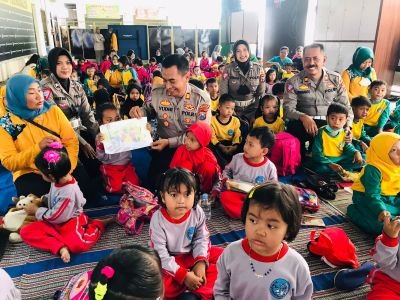 Polsanak Satlantas Polres Trenggalek Sarana Anak-Anak Belajar Tentang Tertib Berlalu Lintas